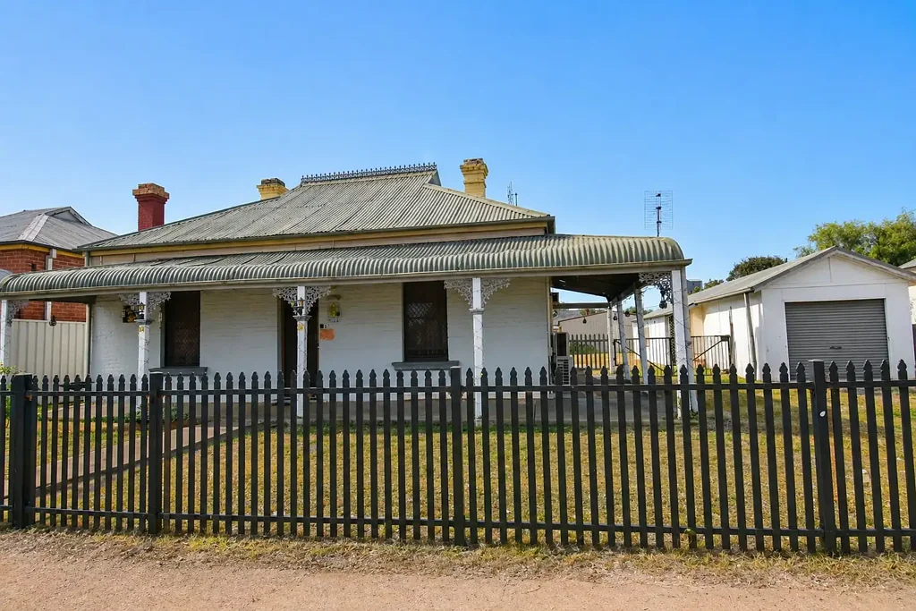 Wellington 3Kwarto Classic Lines with value add potential