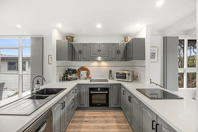 112 Melba Parade, Anglesea, VIC 3230, 3房, 3浴, House