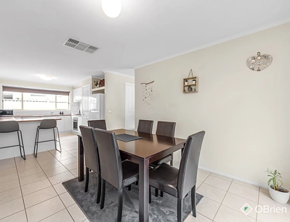 39 Hartland Circuit, Pakenham, South East Melbourne, 4 Schlafzimmer, 2 Badezimmer, House