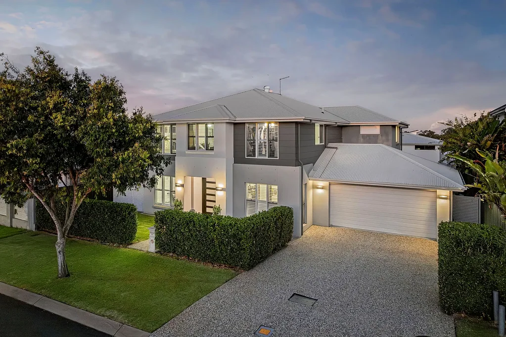 16 Sovereign Place, Bridgeman Downs, QLD 4035