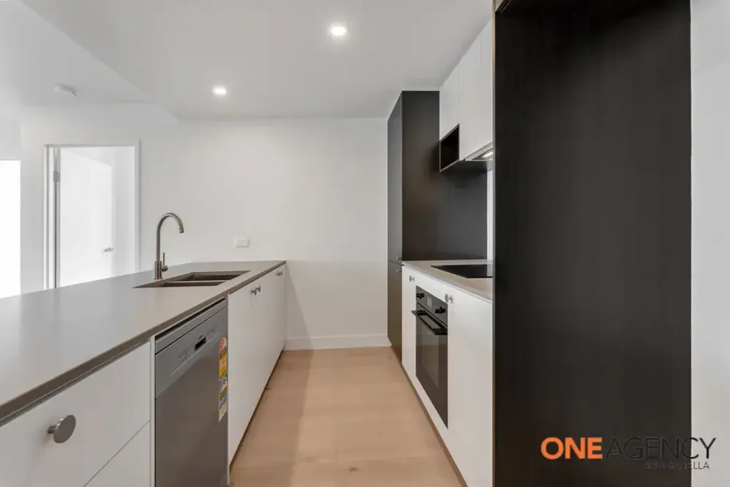 Phillip 3Moenga Stylish Living with Stunning Mountain Views