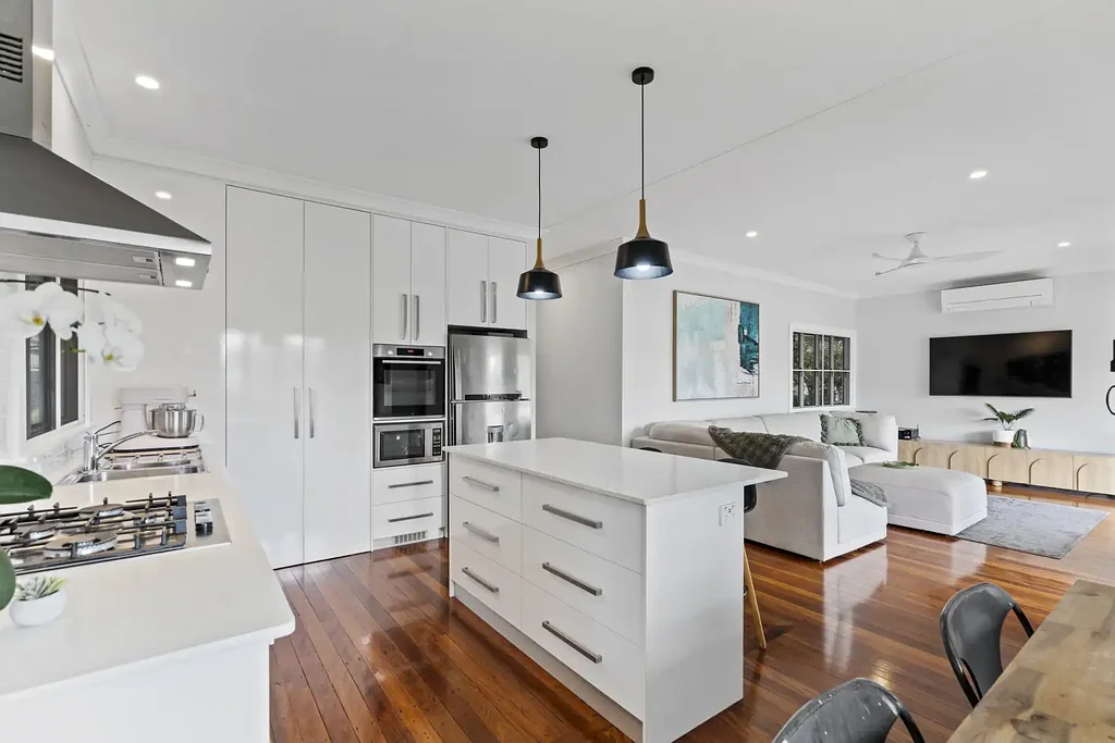 Fairfield 3 Bedroom Elevated City Views & Exceptional Future Potential