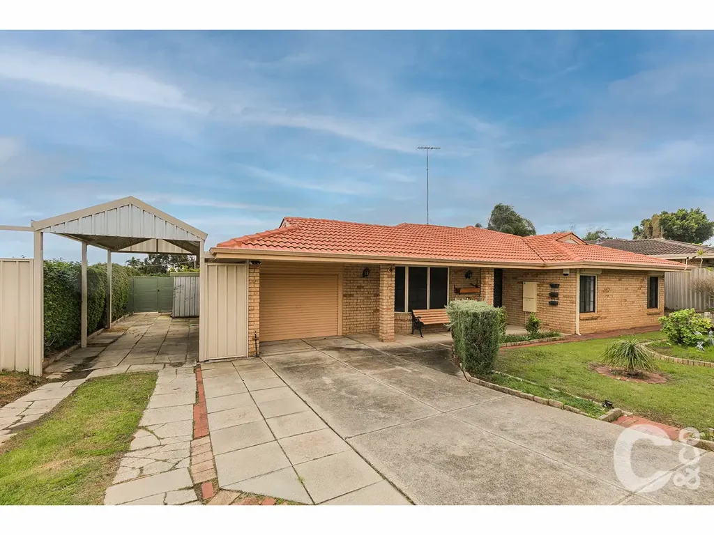 35 Newstead Crescent, Parmelia, WA 6167