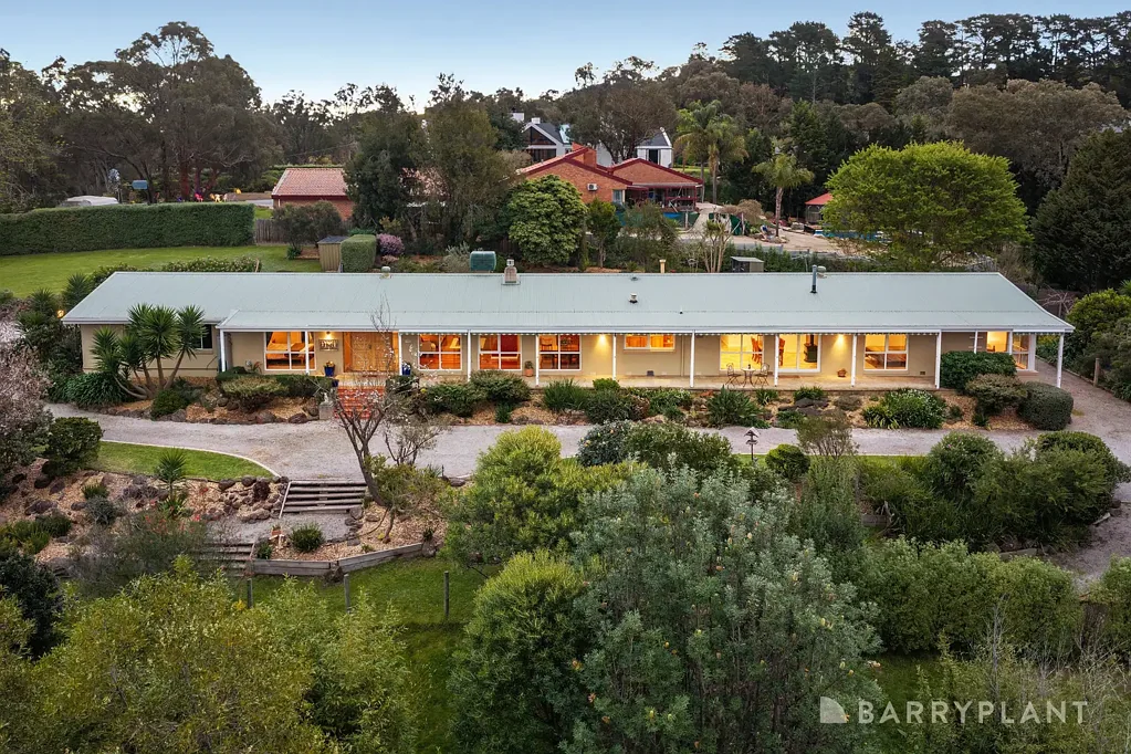 Wonga Park 6Moenga Grand Family Estate with Stunning Natural Surrounds and Spectacular Views