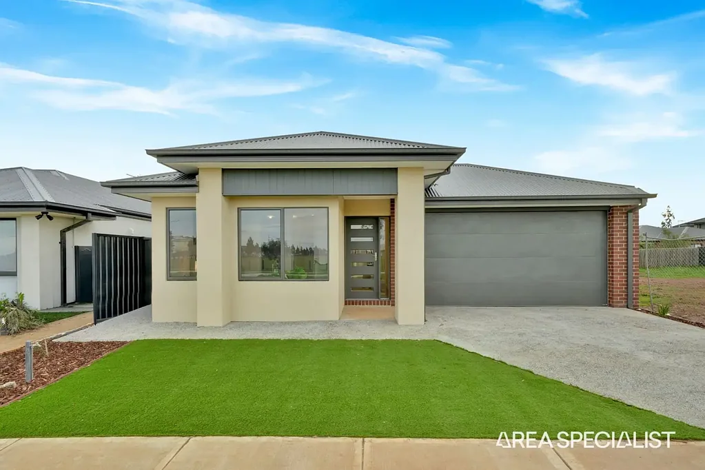 Weir Views 4ห้องนอน THE BRIEF: Brand-New 4 Bedrooms Home with Multiple Living Areas!