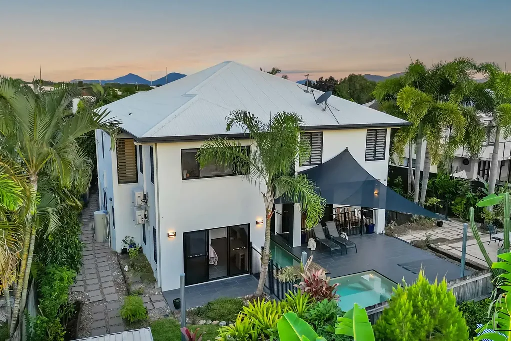 Trinity Park 4ਬੈੱਡਰੂਮ Modern coastal haven in Bluewater Estate
