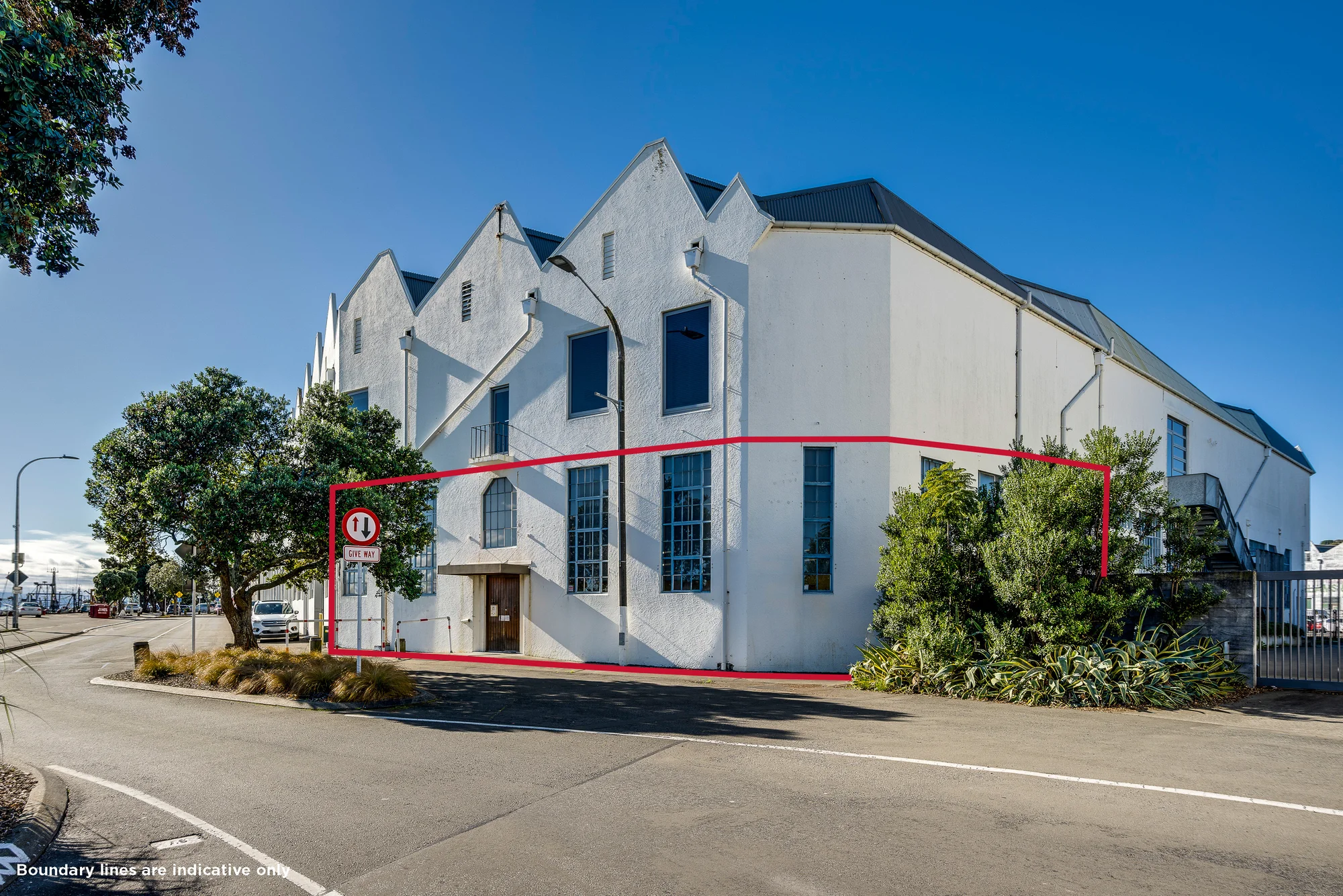 Ahuriri Absolute waterfront - 382sqm office for lease