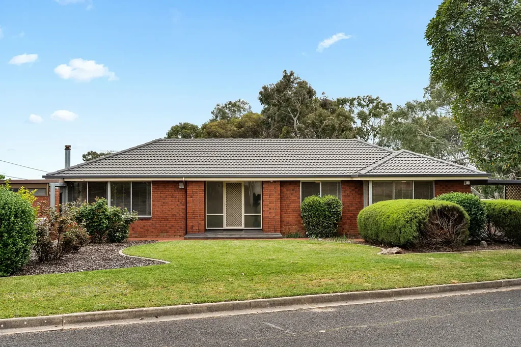 Dernancourt 3ਬੈੱਡਰੂਮ Peaceful Cul-de-Sac Living on a Spacious 650sqm Corner Parcel