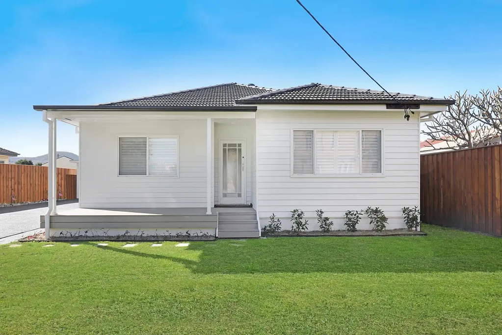 2 Grace Street, Unanderra, NSW 2526