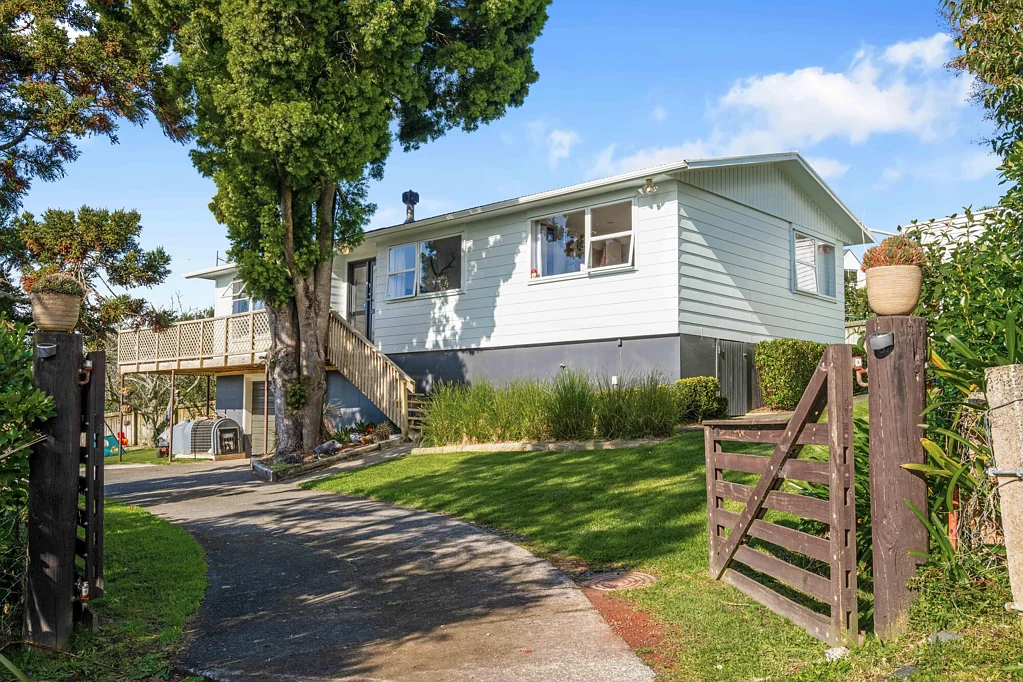 Helensville 3Zimmer Views for days, space for everyone
