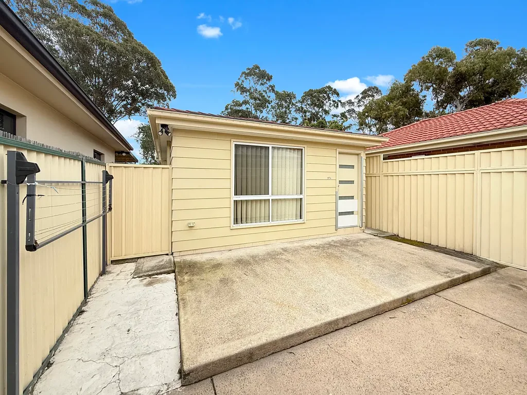 Two Bedroom Granny Flat in a Prime Location!