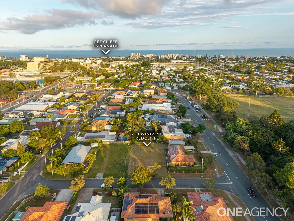 2 Fewings Street, Redcliffe, QLD 4020