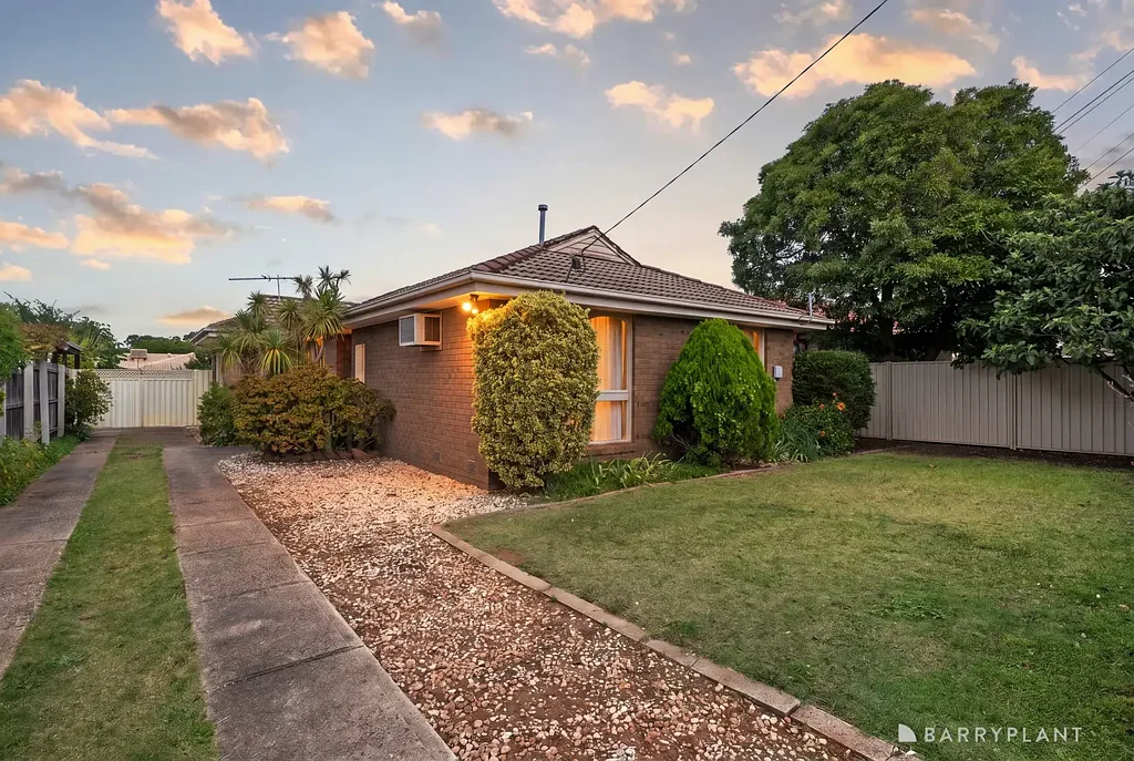 6 Carina Drive, Melton, VIC 3337