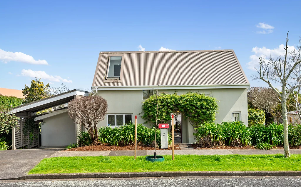 2A Seaforth Avenue, Mangere Bridge, Manukau City, Auckland