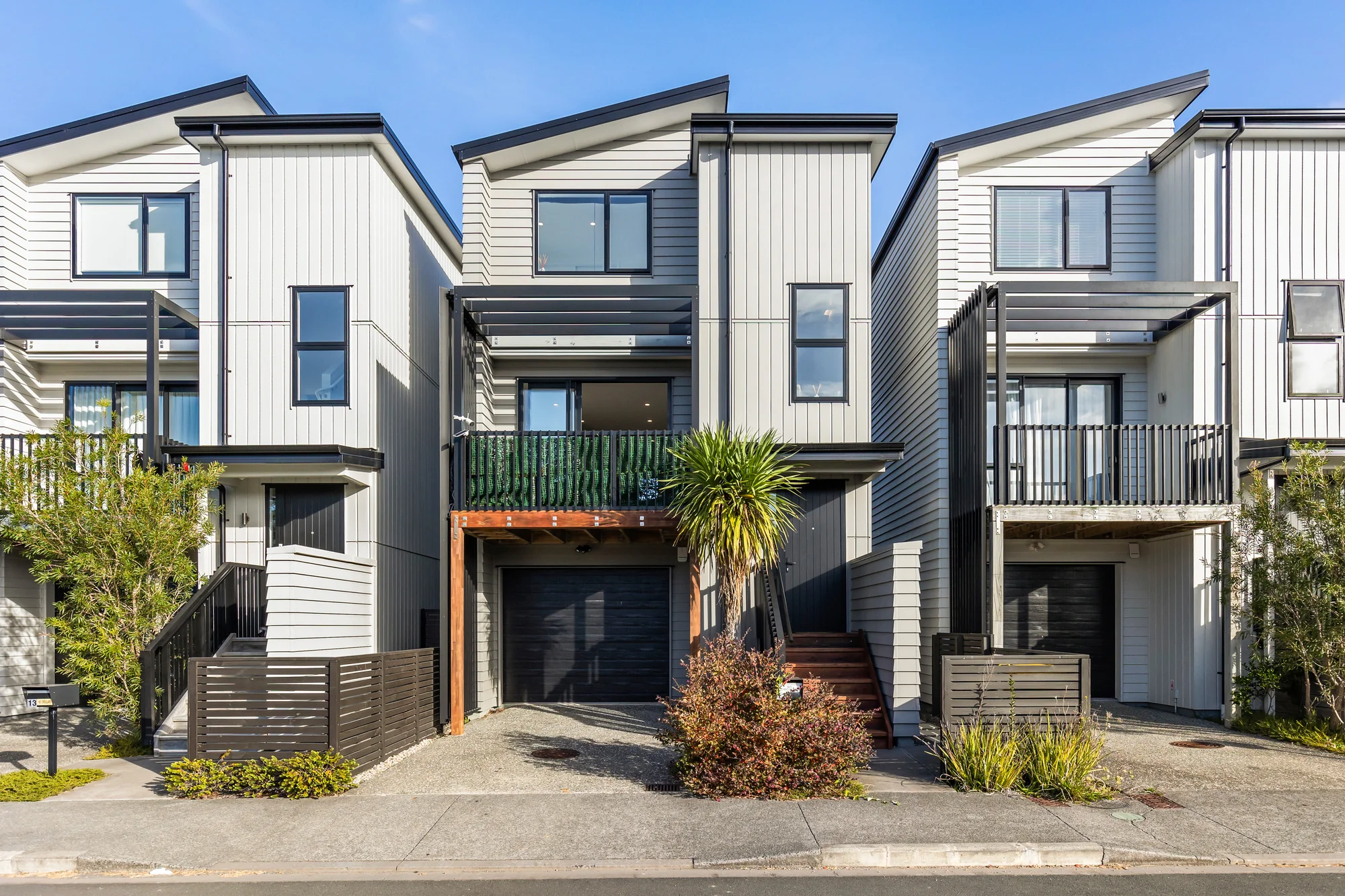 Waiotaiki Bay 4房  Views, Reservefront, Standalone: Must be sold