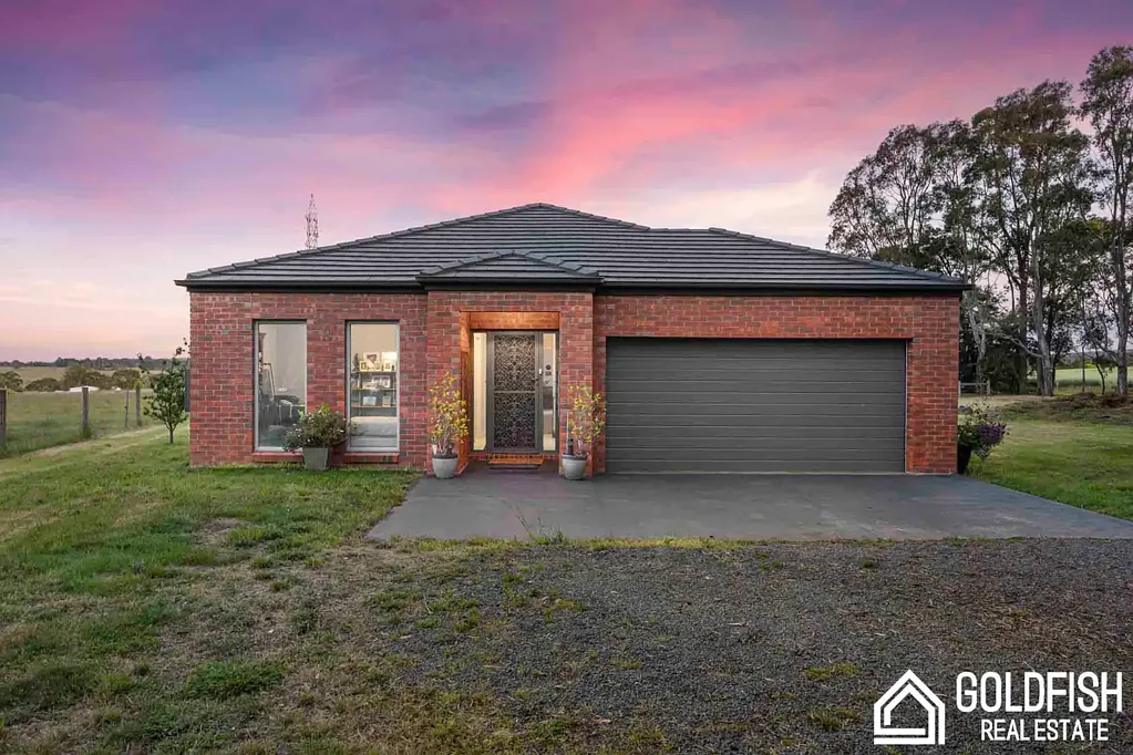 Blampied 4房  Country Lifestyle Acreage with Modern Comfort for Sale in Ballarat & Central Highlands Region