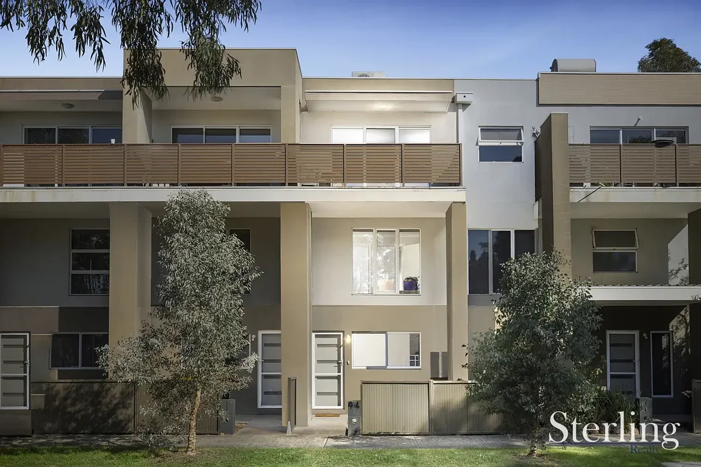 4 Honolulu Drive, Point Cook, VIC 3030
