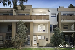 4 Honolulu Drive, Point Cook