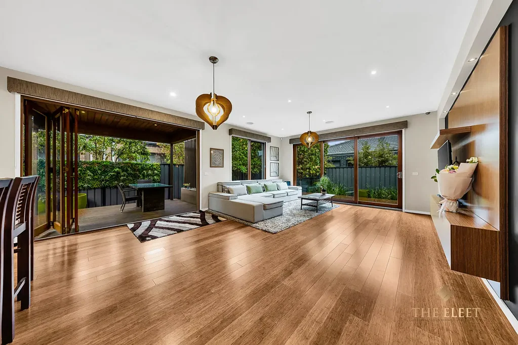 Truganina 4Zimmer Designed to Impress | An Ex-Display Masterpiece of Modern Family Living
