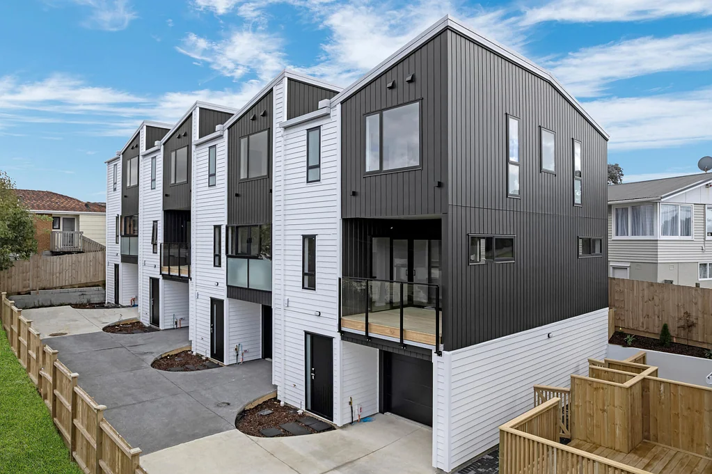 Mount Wellington 3 Bedroom Brand New Property close to Sylvia Park