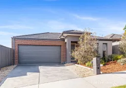 6 Echelon Road, Doreen