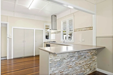 Kusina - 74C MACKENZIE ST, MOUNT LOFTY QLD 4350