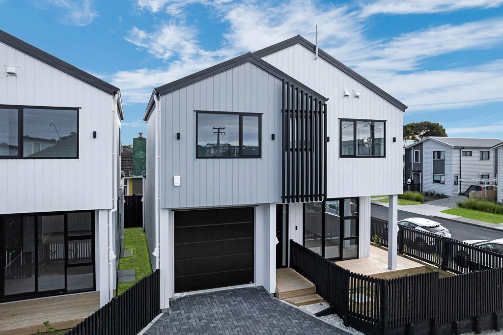 Manurewa 4Phòng ngủ Brand New Modern Family Home in Manurewa