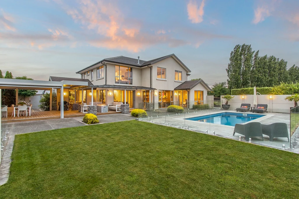 Mairehau 4غرفة نوم Bang for Buck in the City