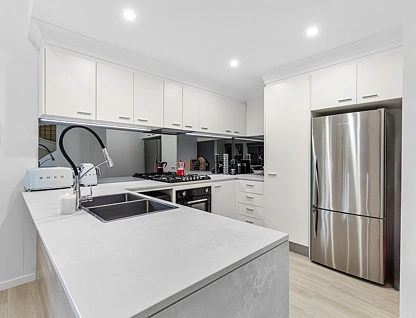 40B East Crescent, Hurstville Grove, St George, 4 Kuwarto, 2 Banyo, Apartment