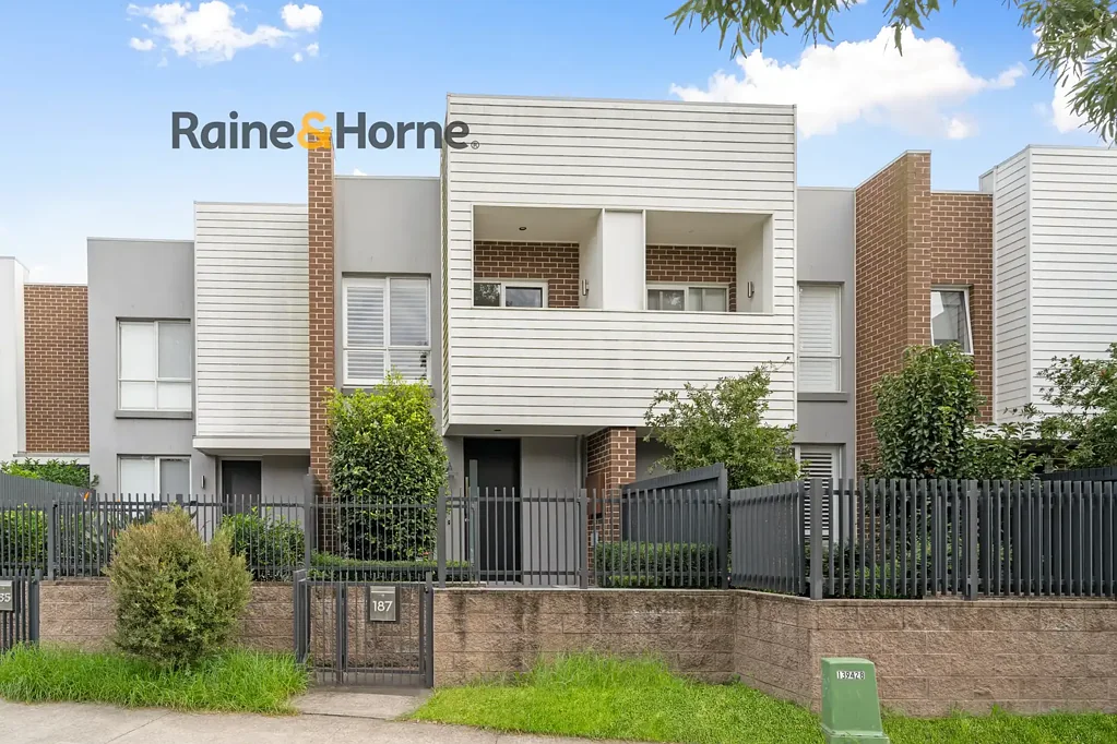 187 Jamboree Avenue, Denham Court, NSW 2565