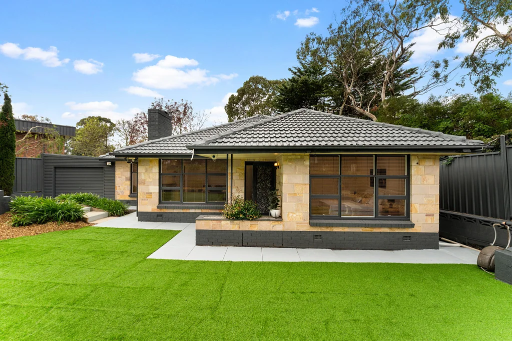 Belair 3 Slaapkamer Expansive Hills Retreat with Premium Finishes & Entertaining