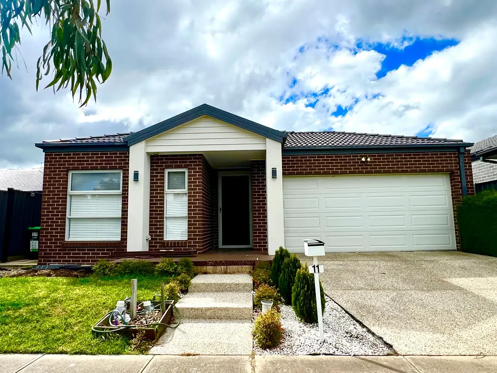 Beautiful 4-Bedroom Family Home in Prime Location.
