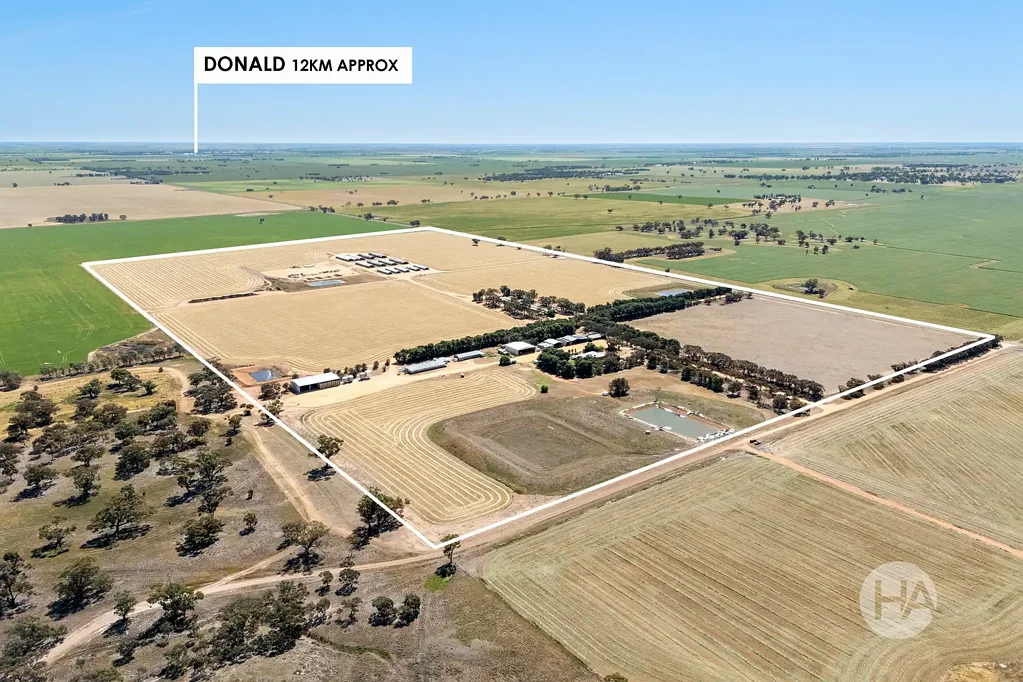 Donald 4房  Operational Commercial Piggery with Luxury home