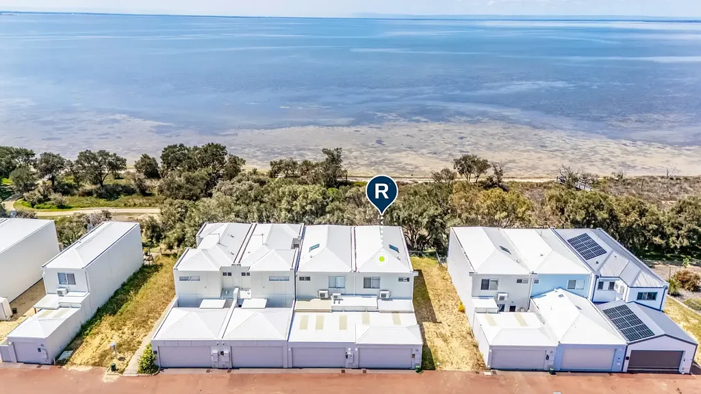 Falcon 3Zimmer Affordable Estuary Foreshore Lifestyle