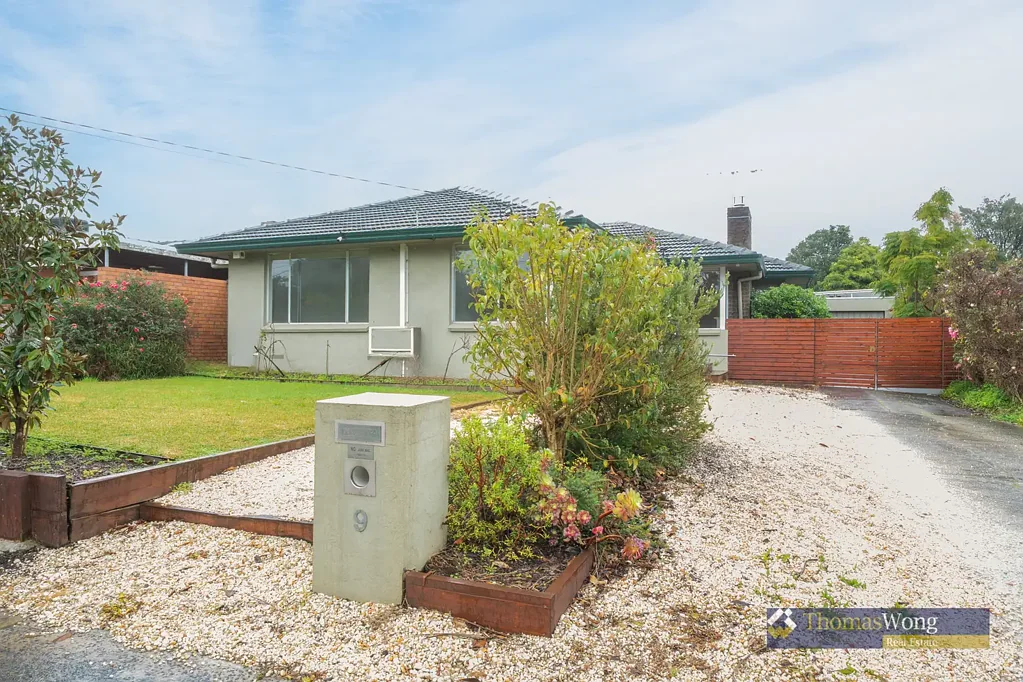 Relaxed Donvale Living – Space, Style & a Beautiful Garden Setting