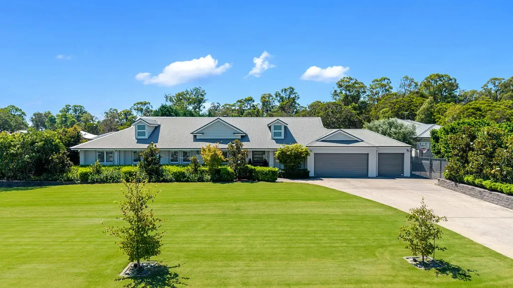 6 Woodhall Place, Luddenham, NSW 2745