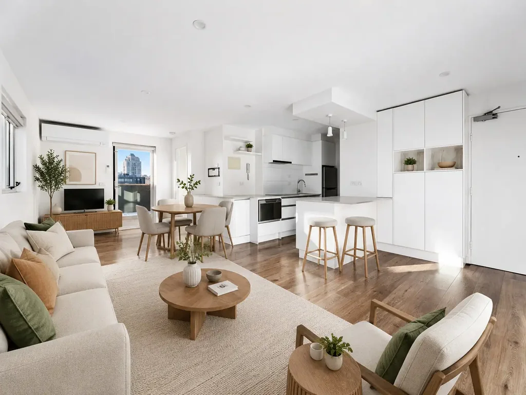 Stunningly Renovated 2-Bedroom Apartment in Prime Carlton Location!