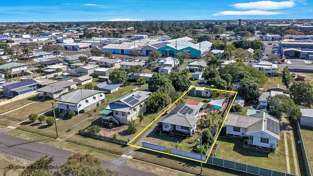 Bundaberg East 3房  Spacious Family Living on a Huge 1,012m2 Block