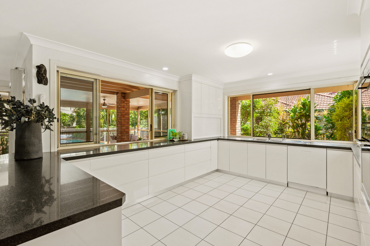 209 MOUNT OMMANEY DR, MOUNT OMMANEY QLD 4074, 0房, 0浴, House