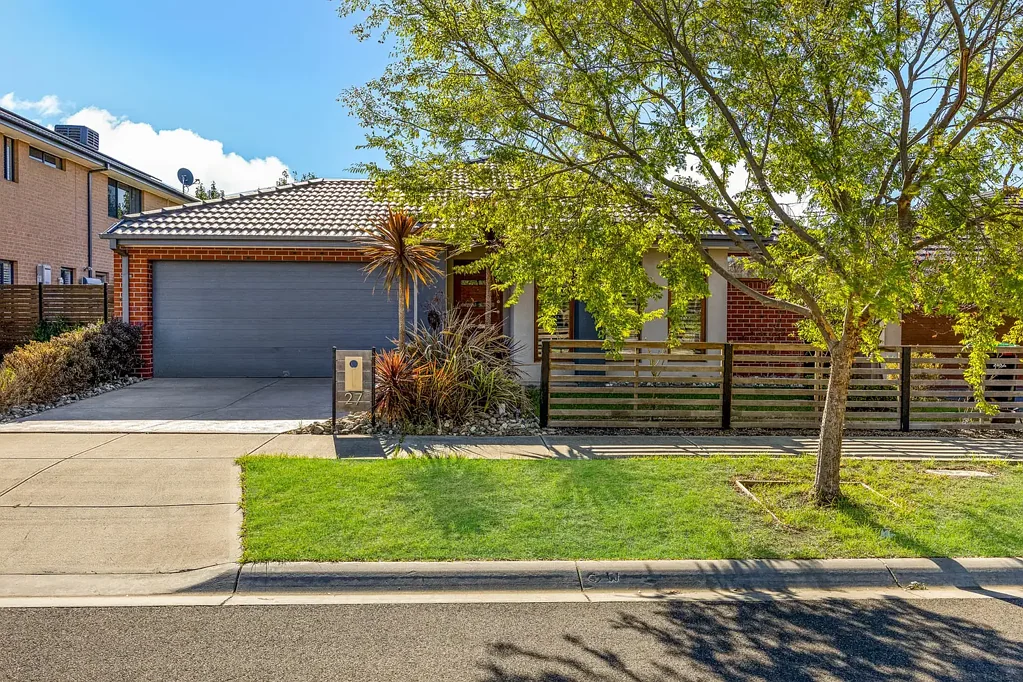 27 Fairfield Crescent, Diggers Rest, VIC 3427