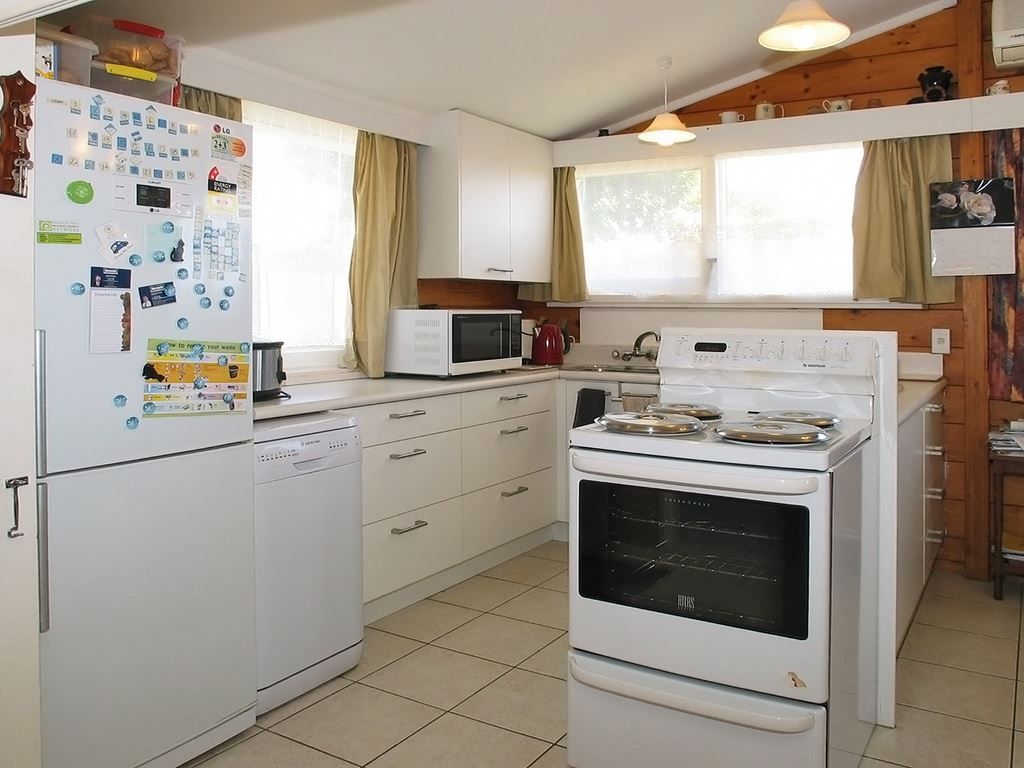 83 Arahura Crescent, Waitangirua, Porirua, 3 chambres, 1 salles de bain