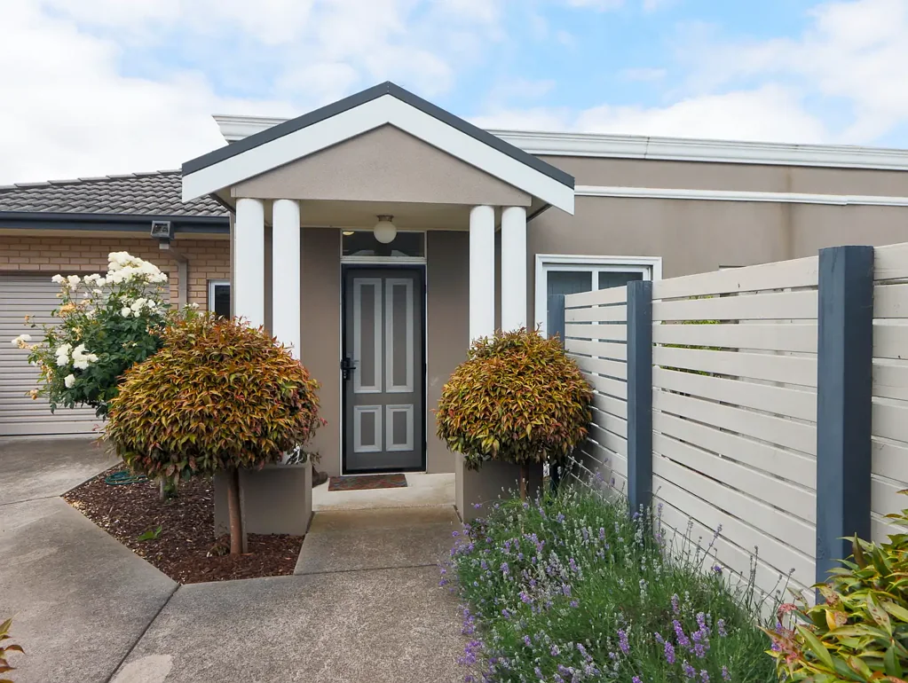 Sale 2 Bedroom IDEAL INVESTMENT IN GREAT LOCATION