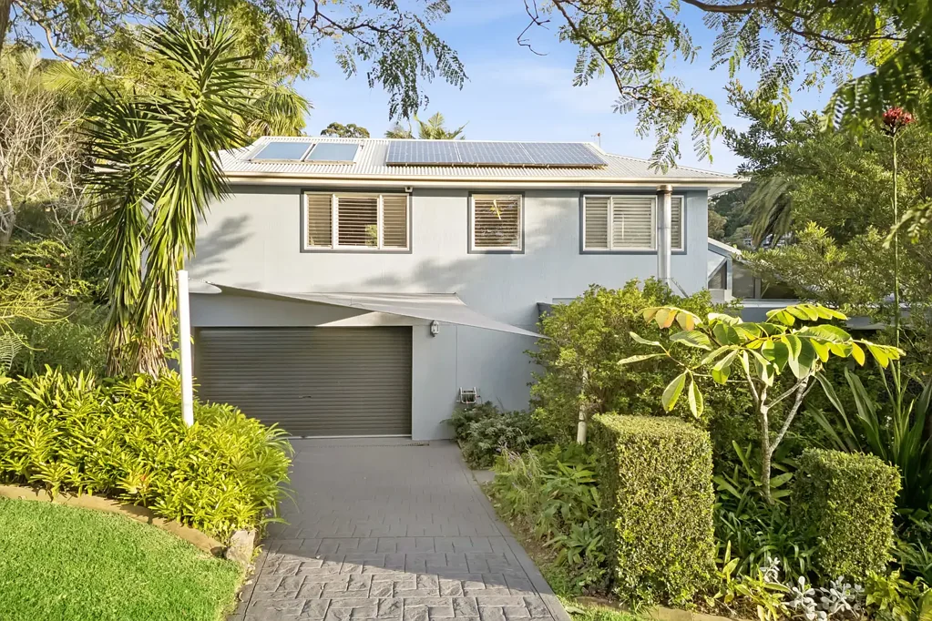 Terrigal 4Kwarto Prime corner block with duplex or granny flat potential in Terrigal