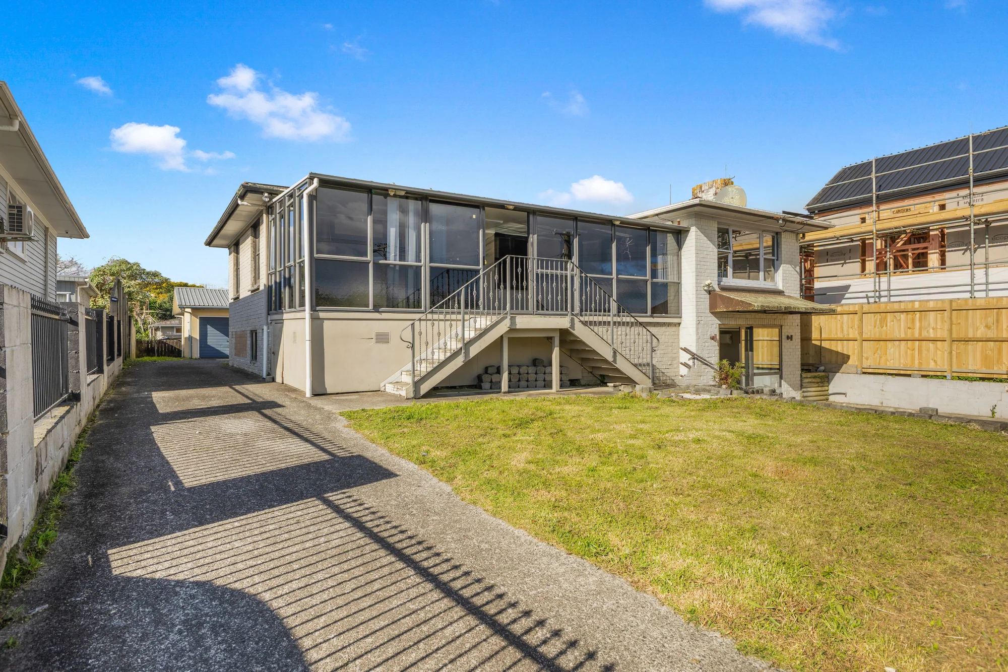 Manurewa East 6房 Its All About The Yield $95,000 year Rent