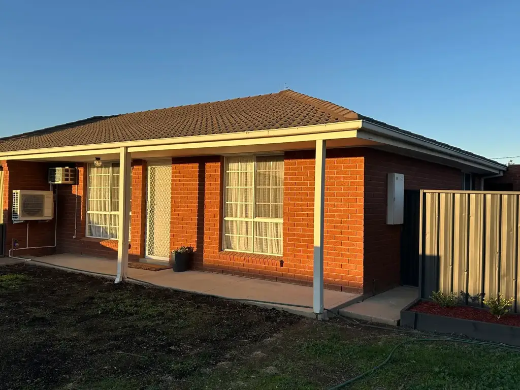 Numurkah 2chambre TASTEFULLY RENOVATED UNIT