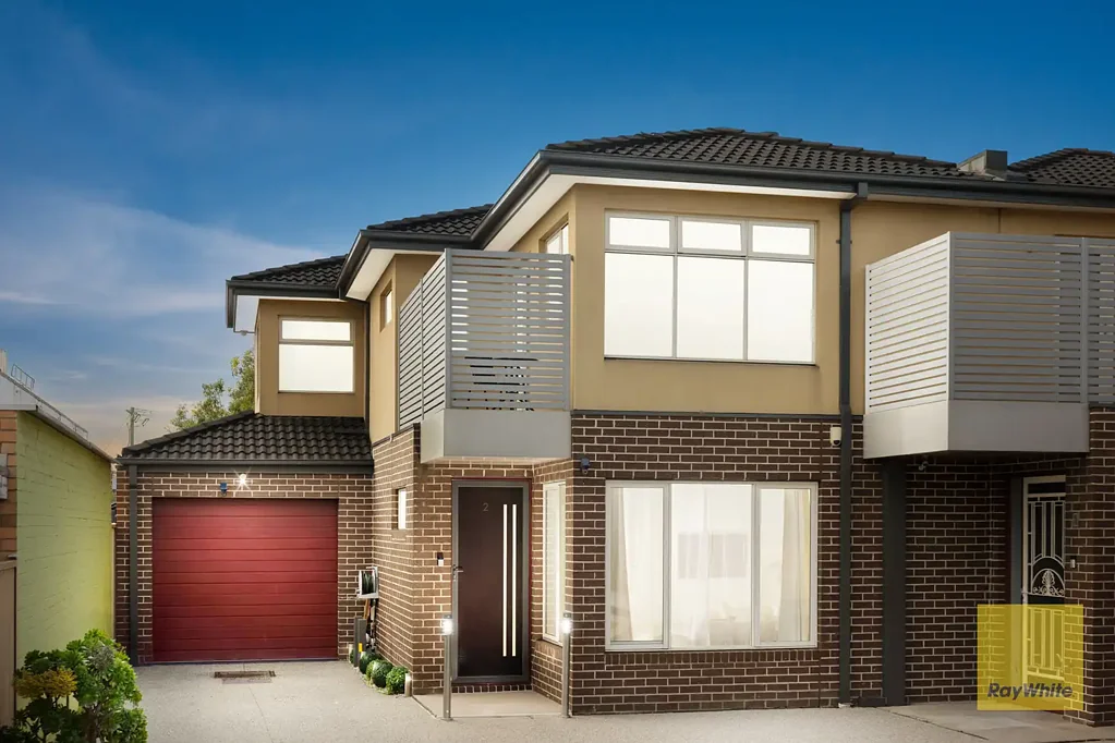 Deer Park 3房 黄金地段的轻松现代生活 Effortless Modern Living in a Prime Location