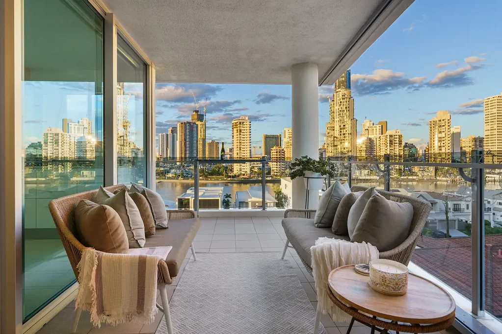 Surfers Paradise 3房  Resort-Style Living with Spectacular Panoramic Views