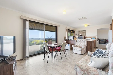Silid Pahingahan - 2-4 Rowe Terrace, Ardrossan, SA 5571