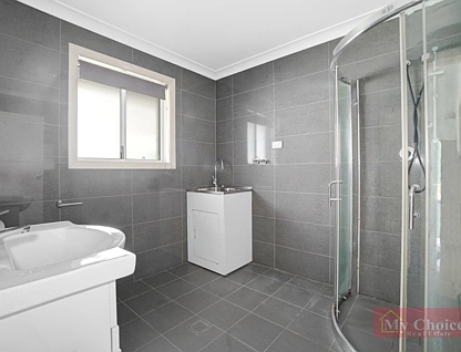63 & 63a Johnston Road, Bass Hill, South Western Suburbs, 5部屋, 2バスルーム, House