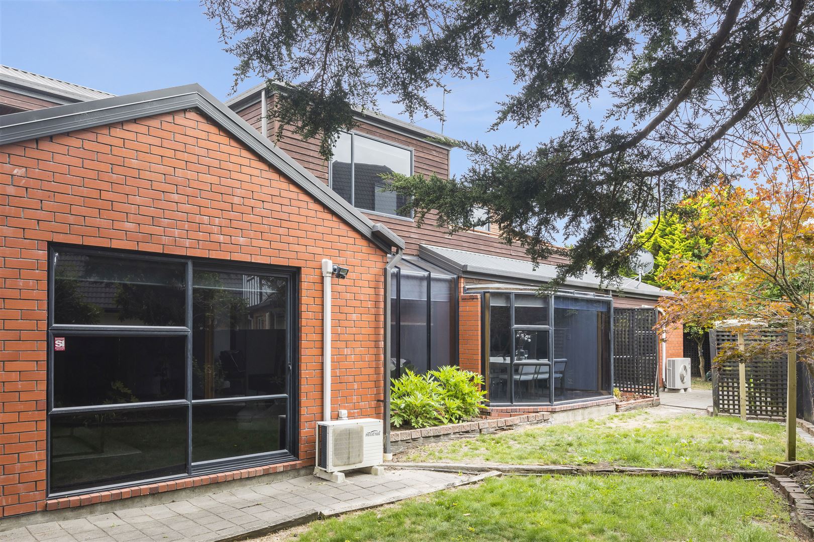 29 Huntingdon Place, Avonhead, Christchurch, 5 phòng ngủ, 3 phòng tắm